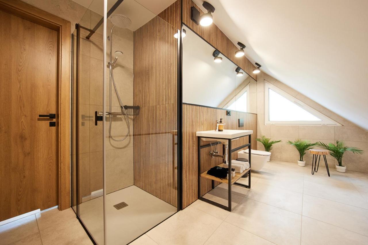Everest Apartamenty Щирк Экстерьер фото