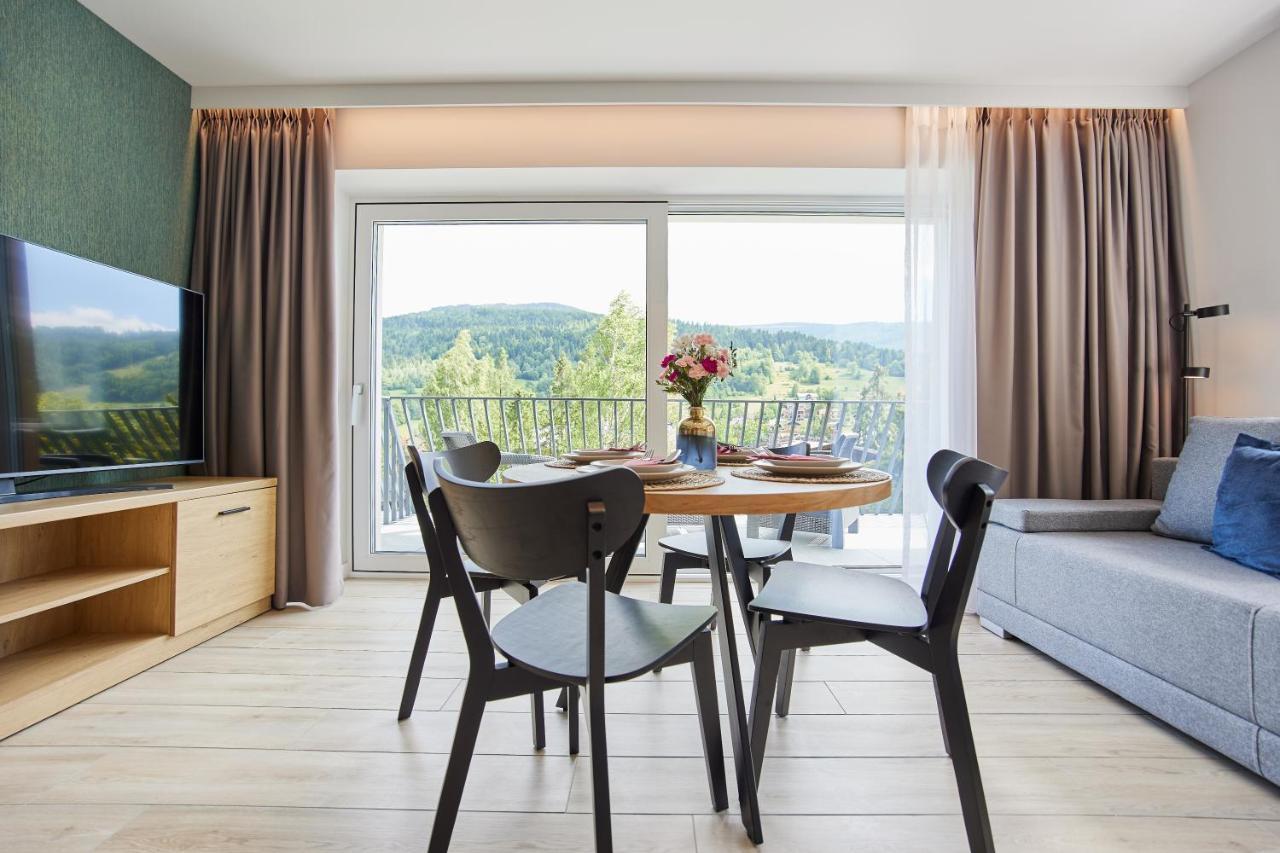 Everest Apartamenty Щирк Экстерьер фото
