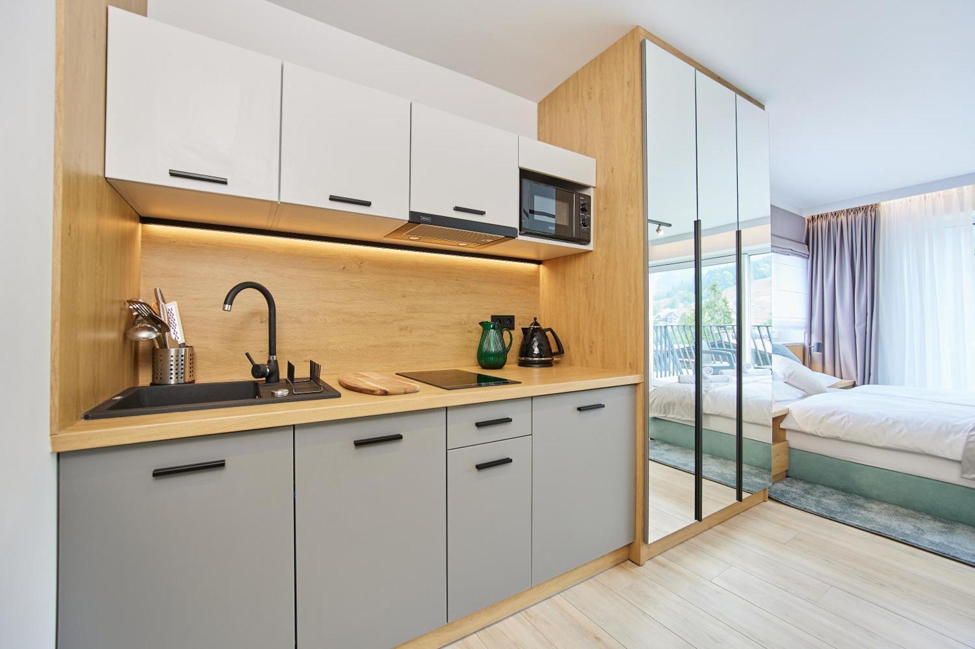 Everest Apartamenty Щирк Экстерьер фото