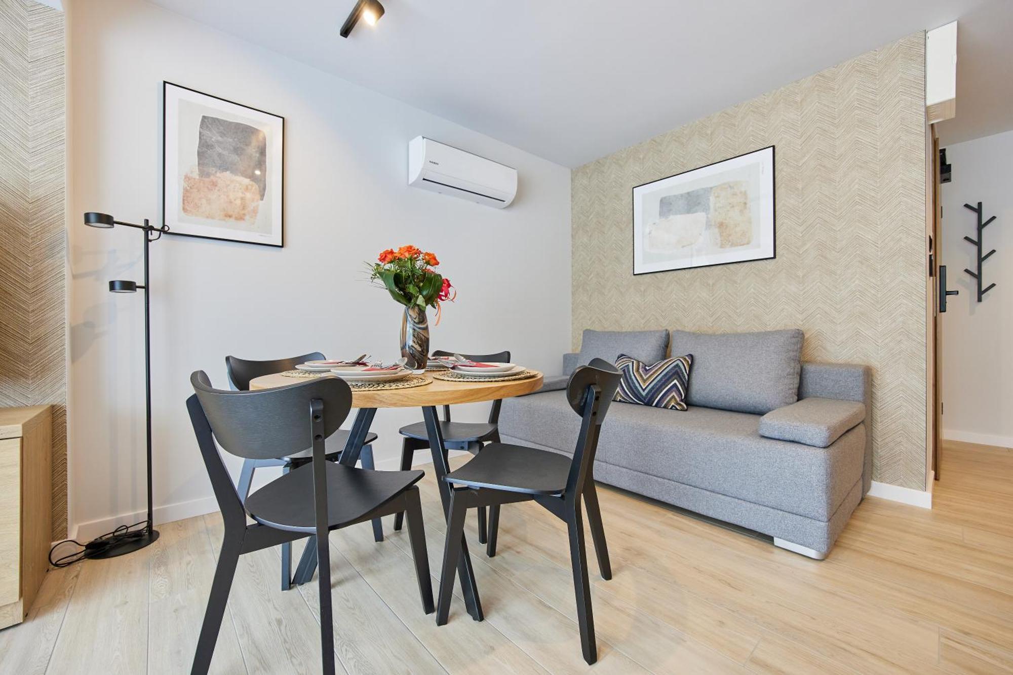 Everest Apartamenty Щирк Экстерьер фото