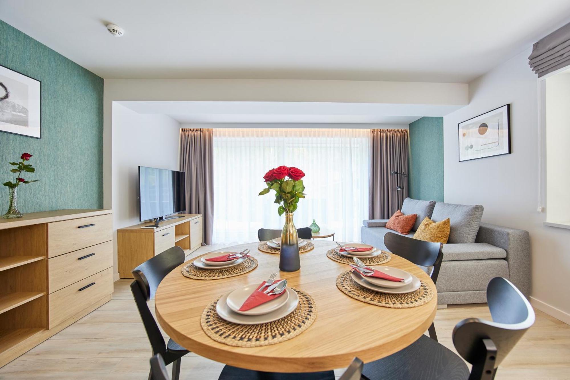 Everest Apartamenty Щирк Экстерьер фото